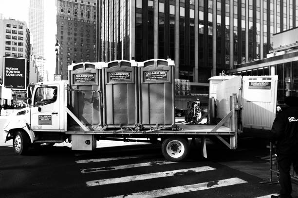 Best Affordable porta potty rental  in Line Acres, MO